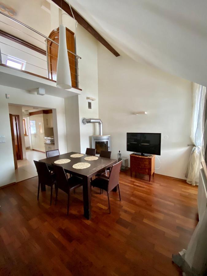 Viva Maria Apartment